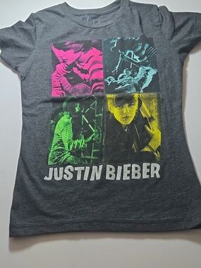 2010 Young Justin Bieber Kids Girls Youth  Large Size 10-12  T-Shirt